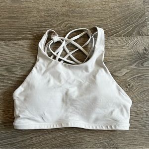 Lululemon Free to be - Wild High Neck, Light Support A/B Cups, White